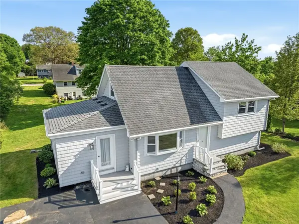 14 Meadow Lark Drive, Westerly, RI 02891