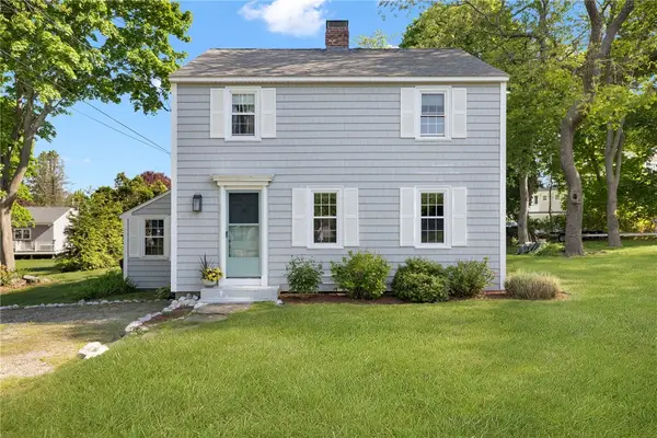 12 Nassau Avenue, Narragansett, RI 02882