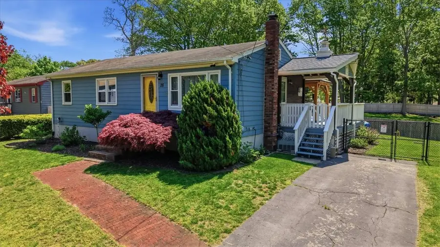 28 Orrin Street, Warwick, RI 02886 - #3