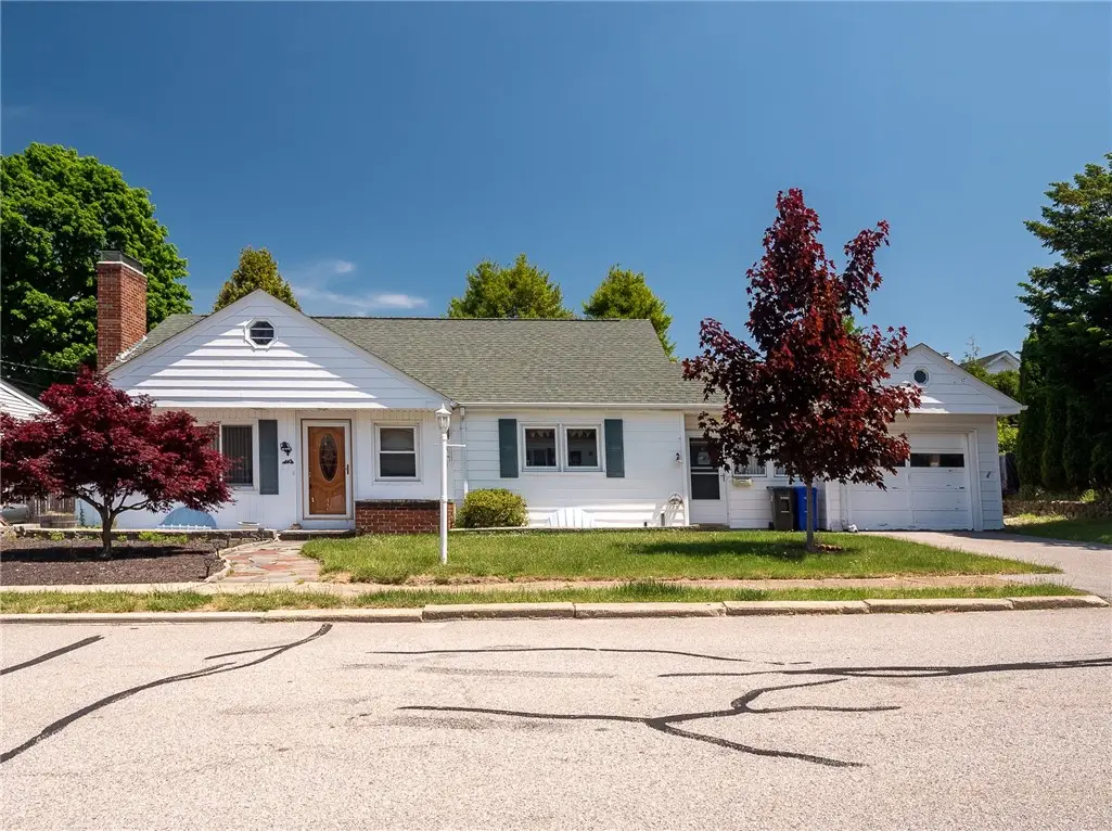7 Hopedale Drive, West Warwick, RI 02893 - #1