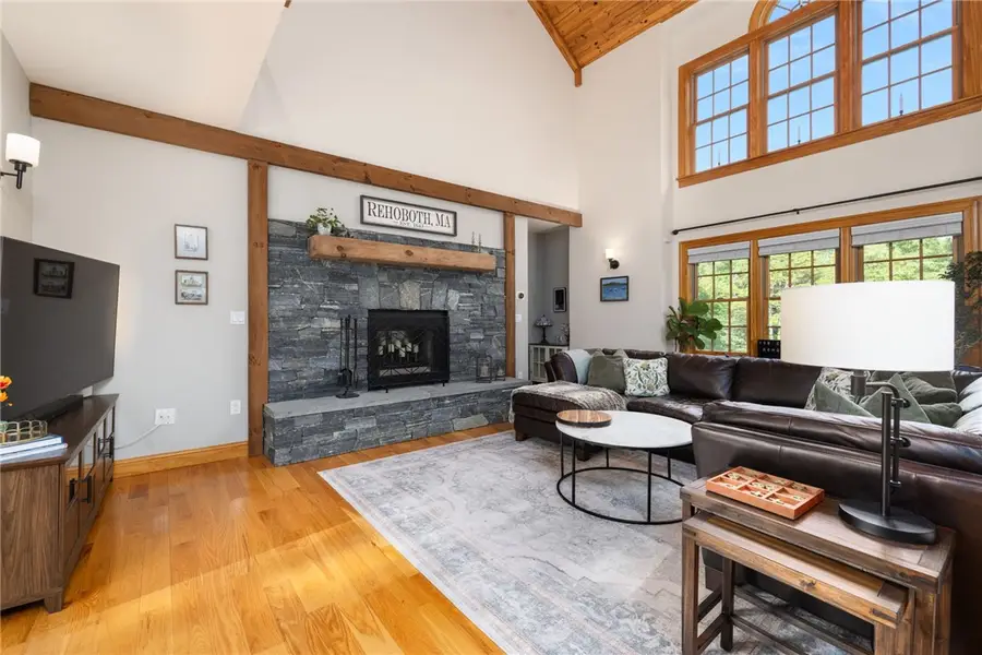 138 Chestnut Street, Rehoboth, MA 02769 - #3