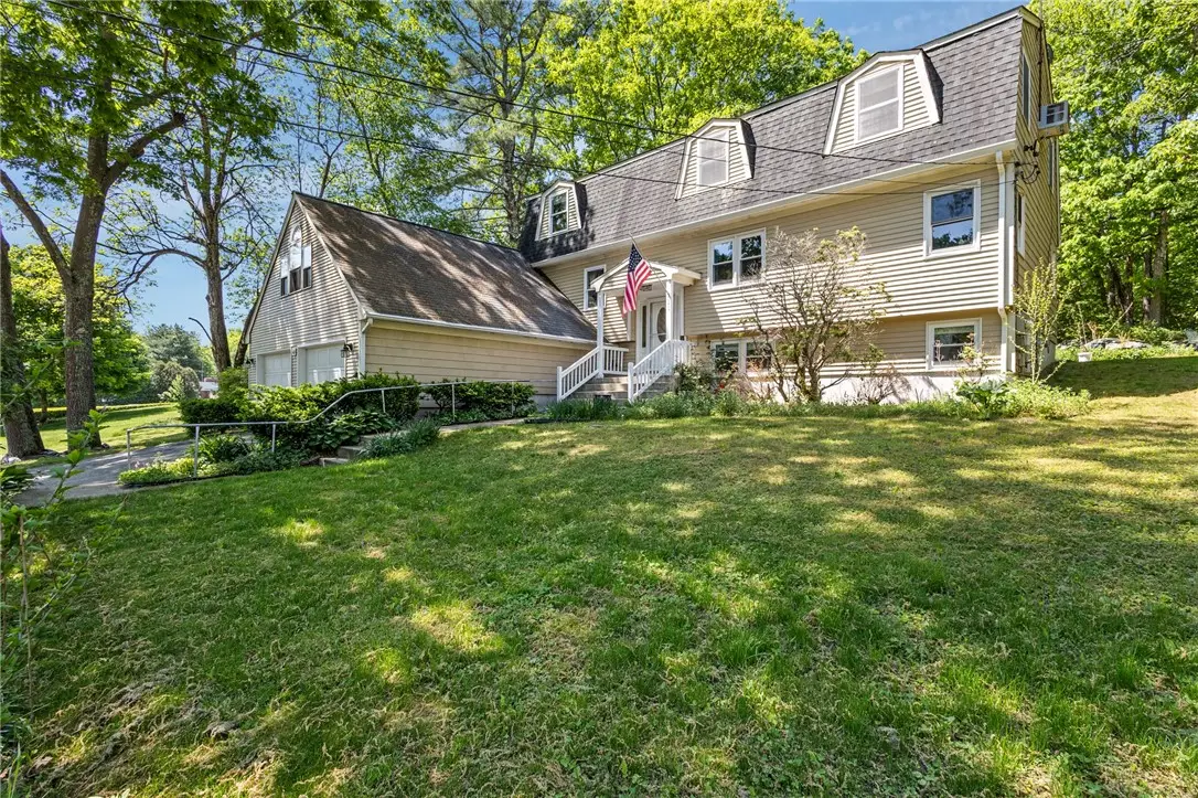 416 Farnum Pike, Smithfield, RI 02917 - #1