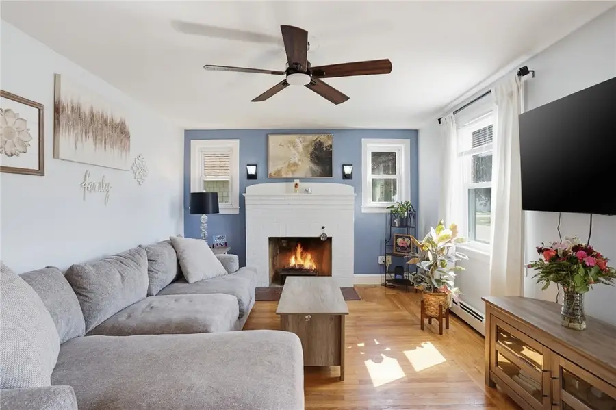 267 Fiat Avenue, Cranston, RI 02910 - #3