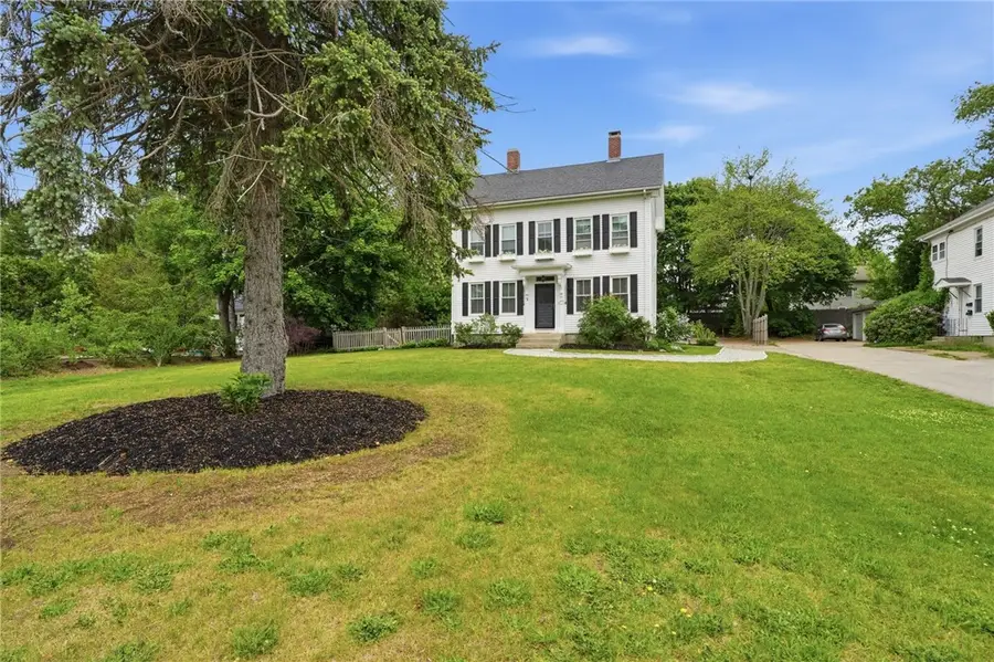 243 Maple Avenue, Barrington, RI 02806 - #2