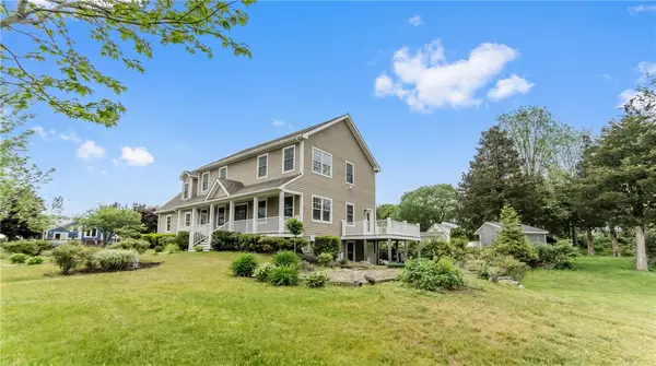 111 Middle Street, North Kingstown, RI 02852