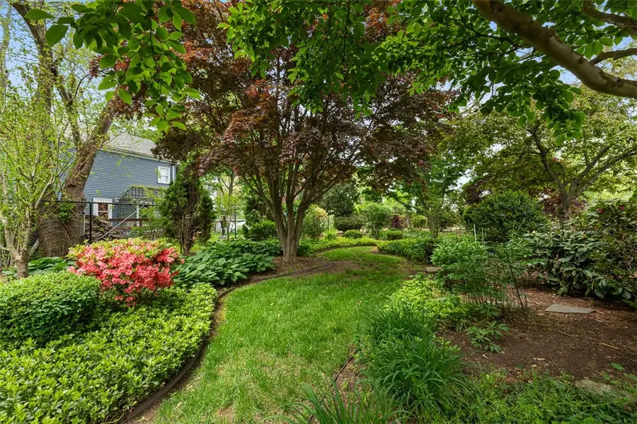 46 Somerset Avenue, Riverside, RI 02915 - #3