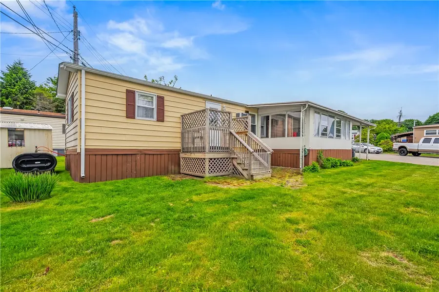 8 Thrid Street, Newport East, RI 02842 - #3
