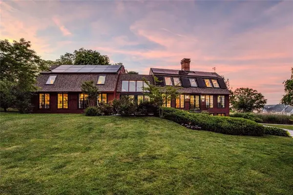 75 Macomber Lane, Portsmouth, RI 02871
