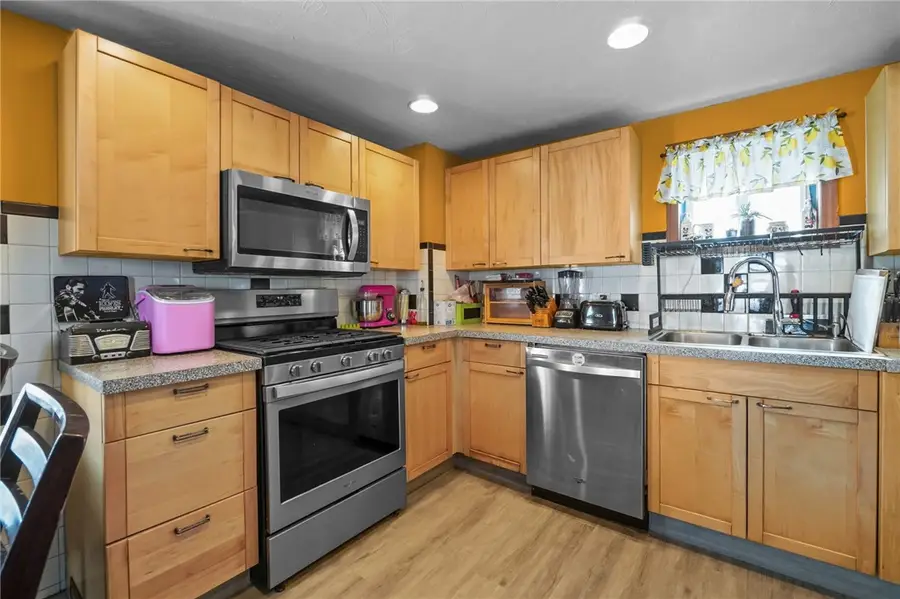 56 Henrietta Street, Providence, RI 02904 - #2