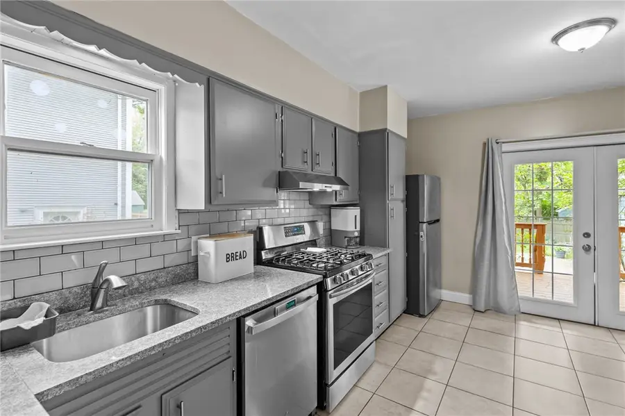 162 Armington Street, Cranston, RI 02905 - #3