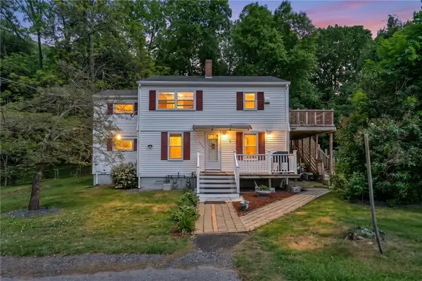 1842 Mendon Road, Woonsocket, RI 02895