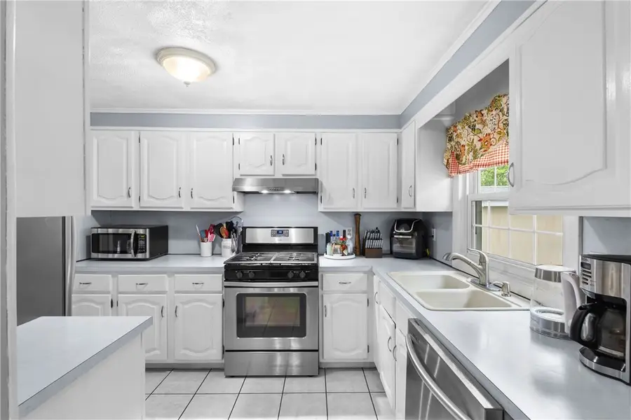 150 Marlow Street, Cranston, RI 02920 - #3