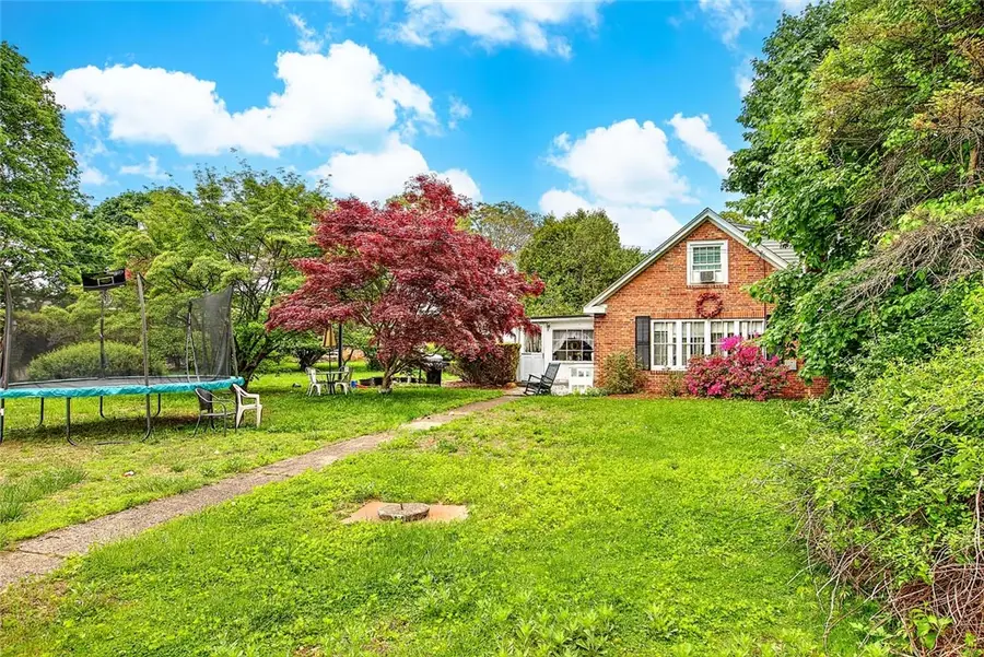 3 Waumsett Avenue, Cumberland, RI 02864 - #2