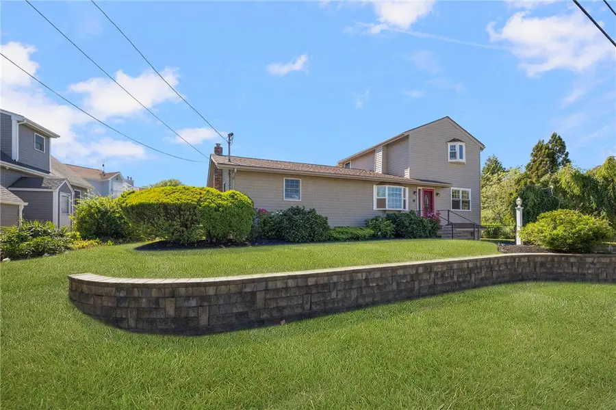 3 Larch Avenue, Narragansett, RI 02882 - #3