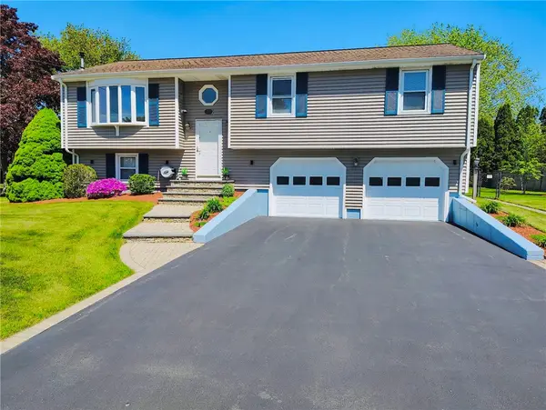 166 Mohawk Drive, Seekonk, MA 02771
