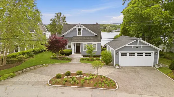 11 Opechee Drive, Barrington, RI 02806