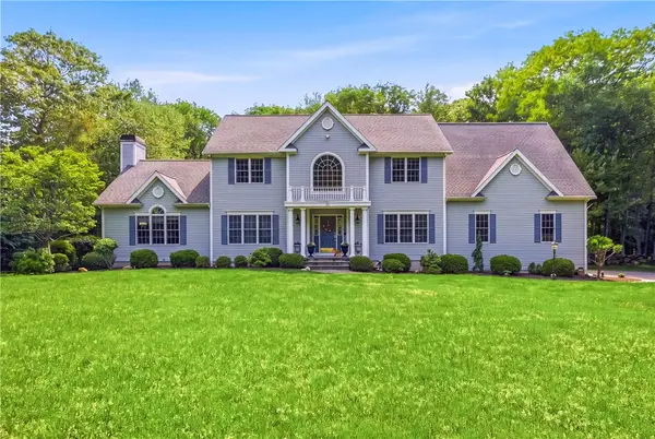 55 Burns Way, East Greenwich, RI 02818