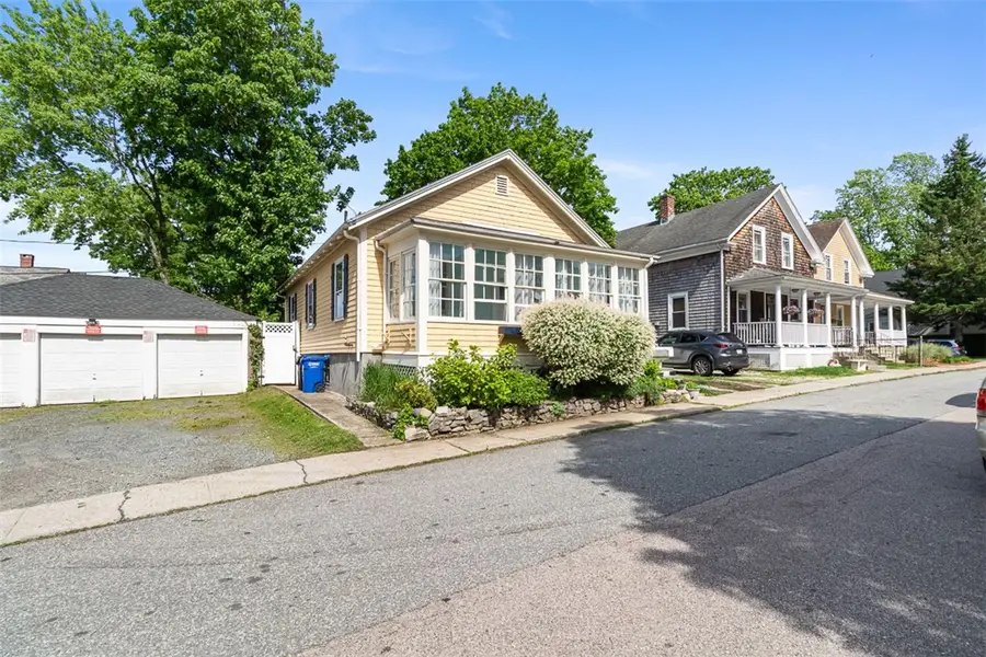 4 Findlay Place, Newport, RI 02840 - #2