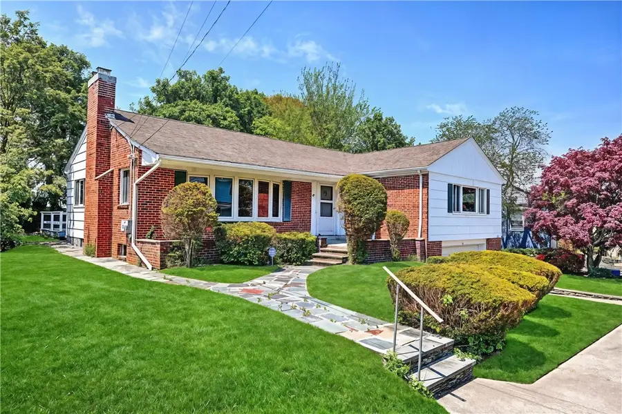 25 Brookway Road, Providence, RI 02906 - #2