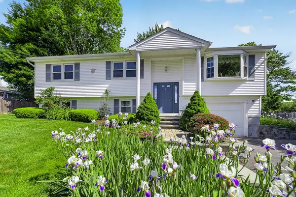 2 Garner Avenue, Johnston, RI 02919