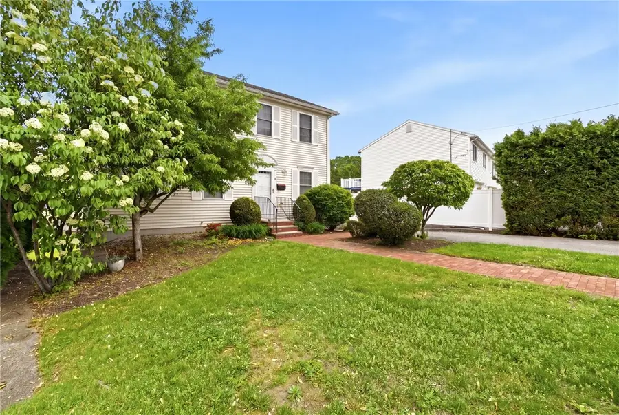 25 Plaza Street, Cranston, RI 02920 - #3