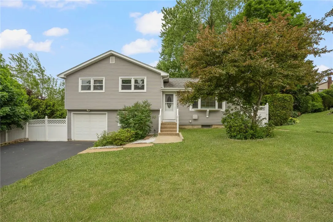 34 Grandview Drive, West Warwick, RI 02893 - #1