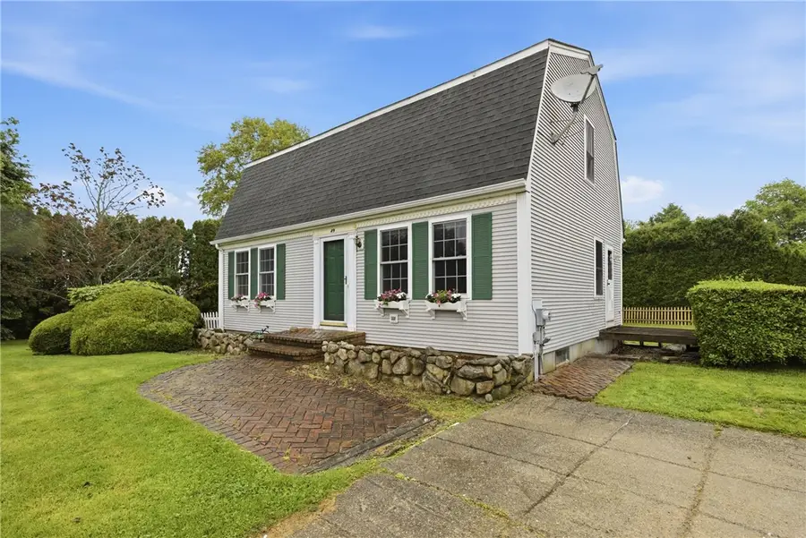 49 Harvest Road, Middletown, RI 02842 - #3