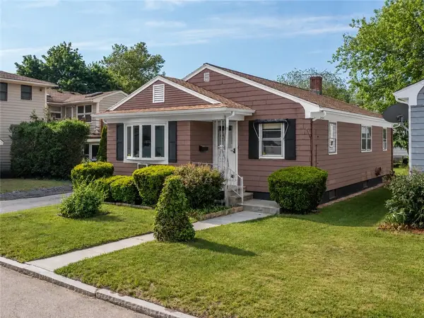 33 Alden Street, Providence, RI 02909