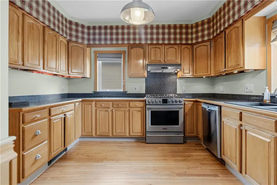 17 Woodward Avenue, East Providence, RI 02914 - #2
