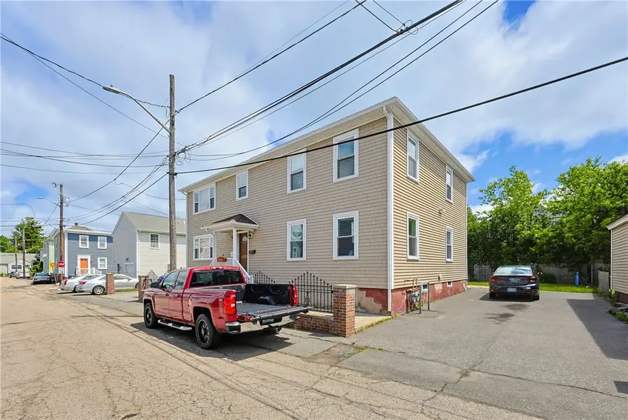 6 Wilson Street, Bristol, RI 02809 - #2