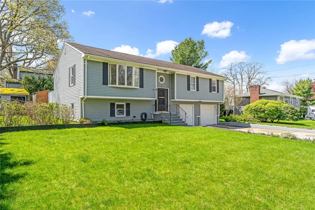 18 Waterman Street, Bristol, RI 02809 - #1