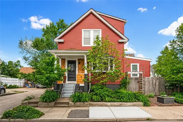 5 Dennis Avenue, Cranston, RI 02905