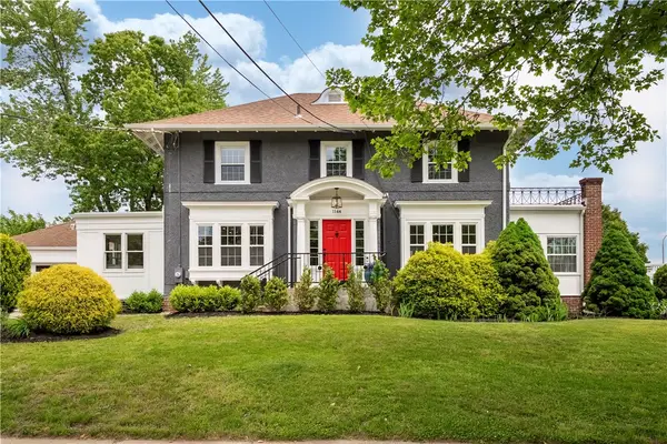 1144 Narragansett Boulevard, Cranston, RI 02905