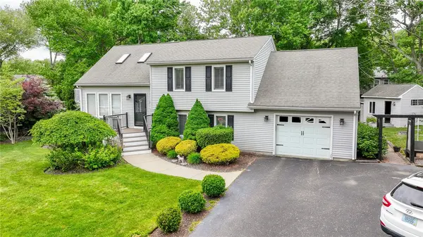 35 Sachem Road, Narragansett, RI 02882
