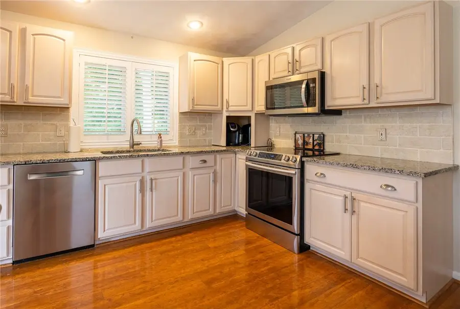 35 Sachem Road, Narragansett, RI 02882 - #3