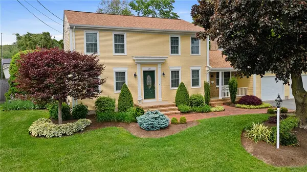 29 Carriage Way, North Providence, RI 02904