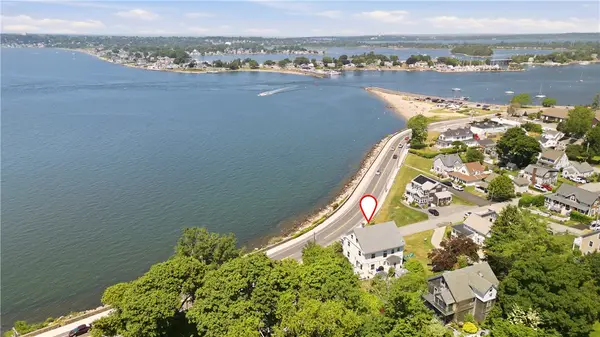 88 Hillside Avenue, Tiverton, RI 02878