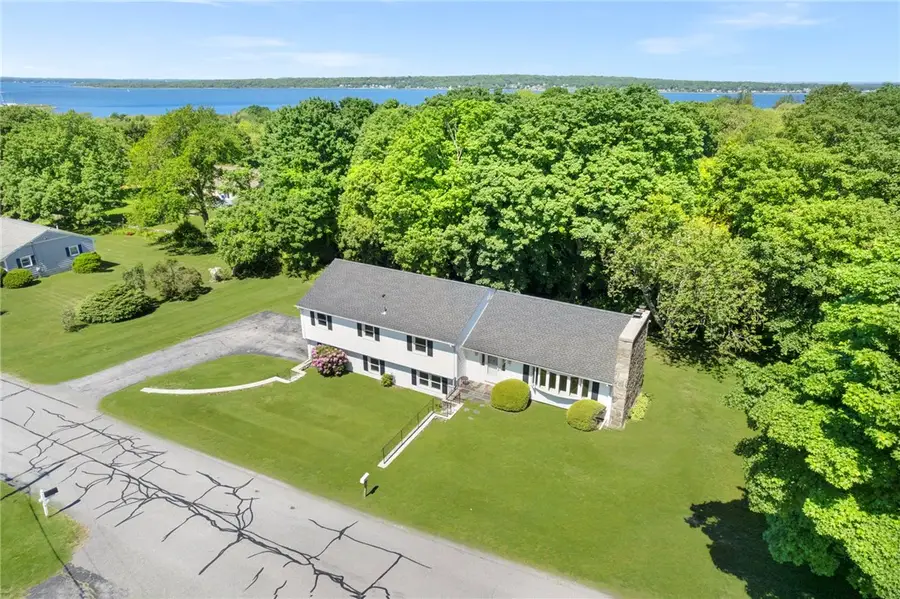 7 Westwood Drive, Portsmouth, RI 02871 - #2