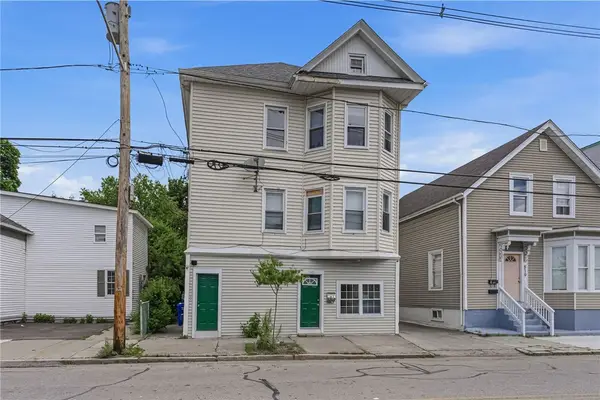 821 Potters Avenue, Providence, RI 02907