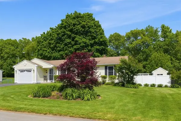 127 Sun Valley Drive, Cumberland, RI 02864