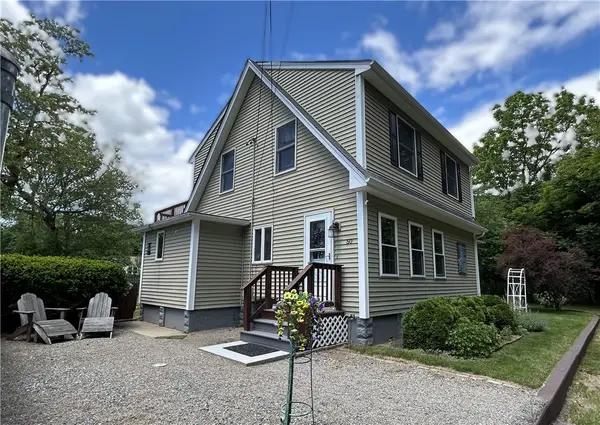 50 Brookdale Avenue, Cranston, RI 02921