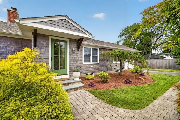168 S Weeden Road, South Kingstown, RI 02879