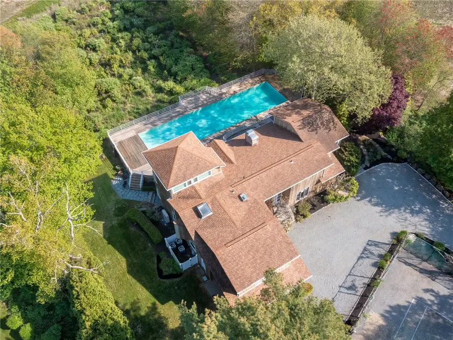 275 Boston Neck Road, Narragansett, RI 02882 - #2