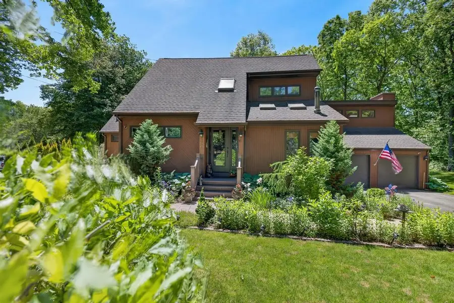 190 Stoney Hollow Road, Tiverton, RI 02878 - #2