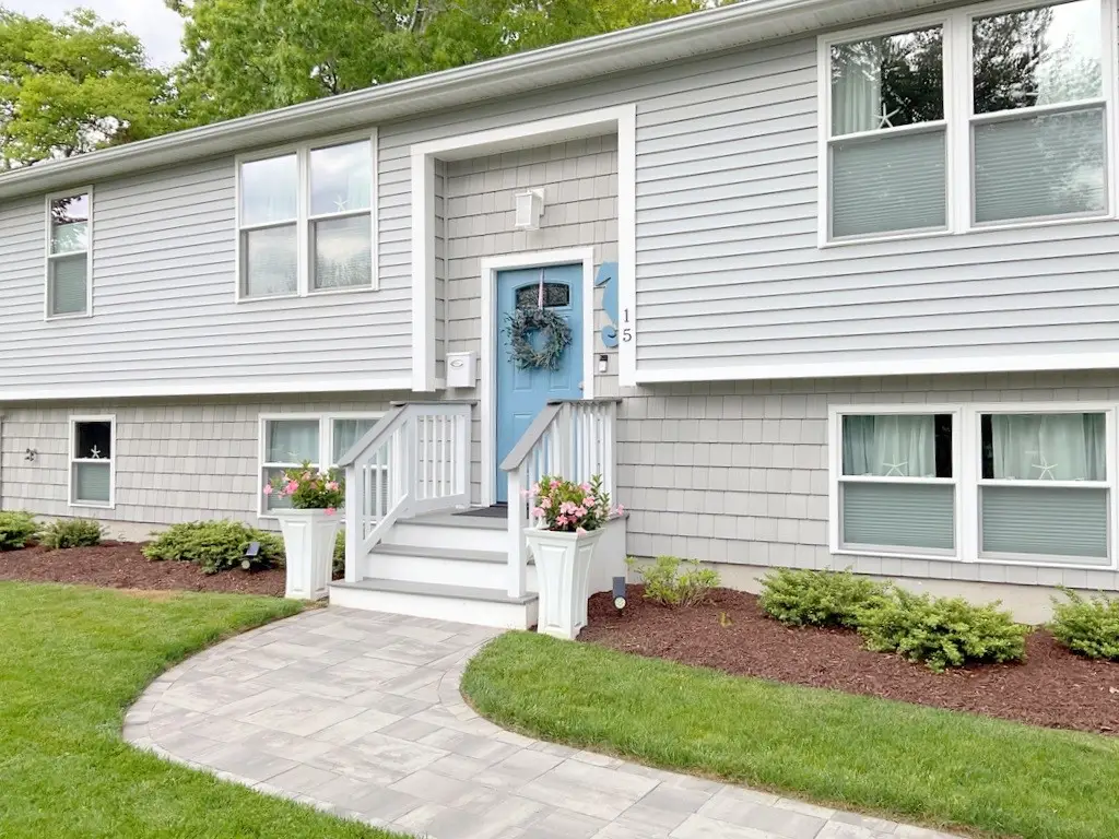 15 Grove Street, Fairhaven, MA 02719 - #1