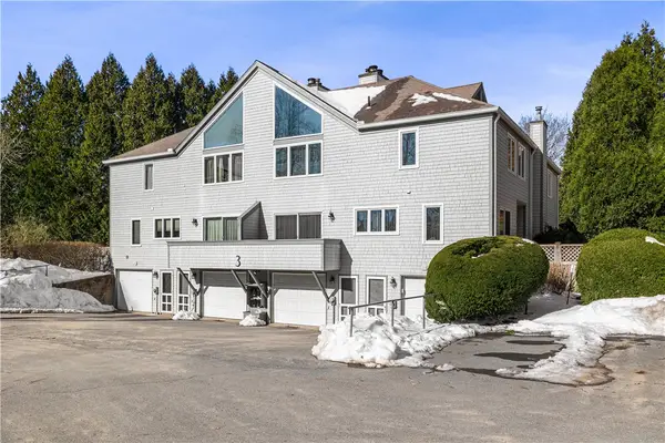 421 Bellevue Avenue #3B, Newport, RI 02840
