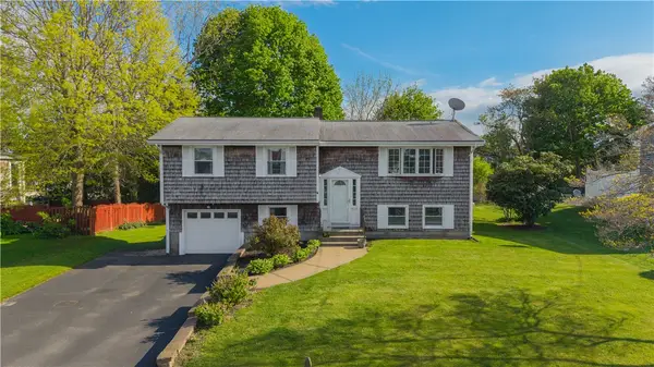 20 Namquid Drive, Middletown, RI 02842