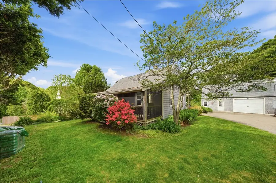 15 Kardway Street, South Kingstown, RI 02879 - #2