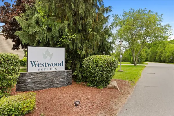 45 Wright Way, Coventry, RI 02816