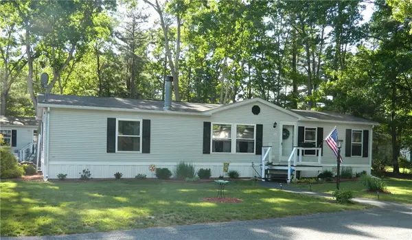 42 Liena Rose Way, Coventry, RI 02816